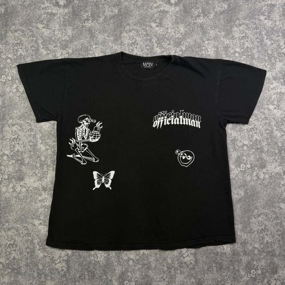 boohooMAN Official Man Graphic T-Shirt Black Size Small Streetwear Gothic Skelet